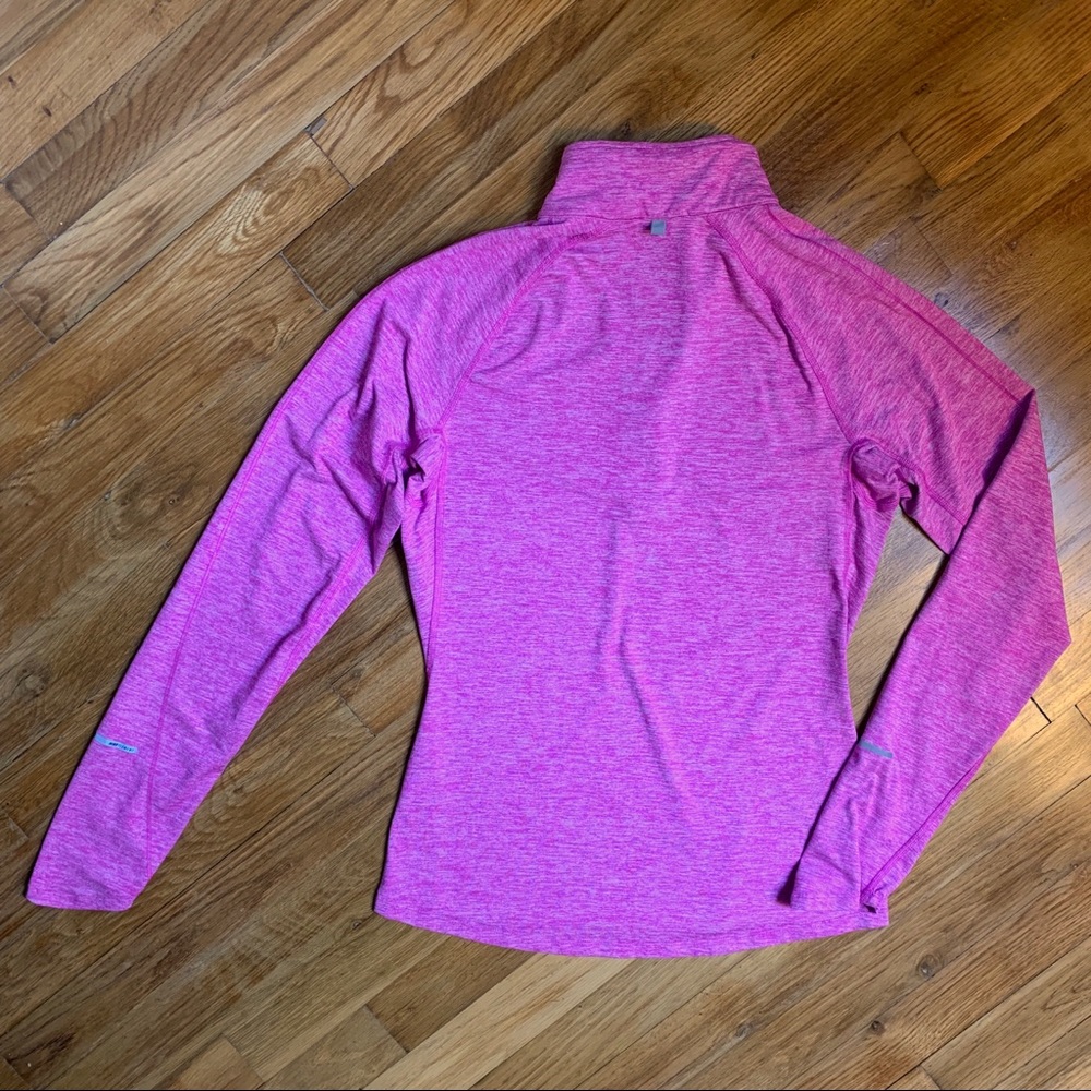 Nike Dri-Fit pullover - Picture 6 of 6
